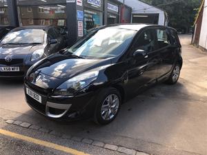 Renault Scenic 1.5 dCi FAP Expression MPV 5dr Diesel Manual