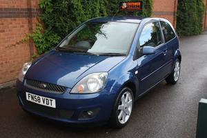 Ford Fiesta 1.2 ZETEC BLUE 3d 75 BHP