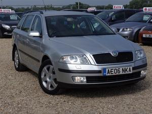 Skoda Octavia 2.0 TDI PD Elegance 5dr