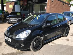 Renault Clio  in Hyde | Friday-Ad