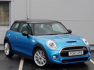 Mini Hatch 2.0 Cooper S 3dr [Chili/Media Pack XL]