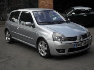 Renault Clio v Renaultsport 3dr