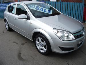 Vauxhall Astra 1.4i 16V Club MOT MAY  ONLY 2 OWNERS