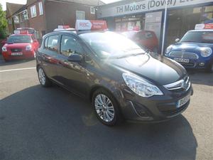 Vauxhall Corsa SE with leather heated seats and steering