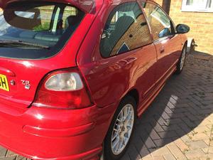 Mg Zr  good car for the year in Crawley | Friday-Ad