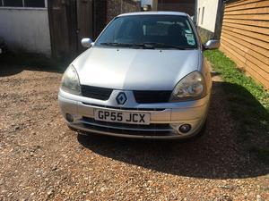 RENAULT CLIO  NEW MOT WITH NO ADVISORYS in Pevensey |