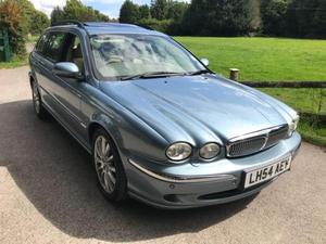 Jaguar X-type  in Lingfield | Friday-Ad