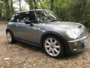Mini Cooper S in Worthing | Friday-Ad