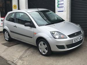 Ford Fiesta 1.2 STYLE CLIMATE 16V 3d 78 BHP