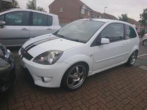 Ford Fiesta St, Frost White in Eastbourne |