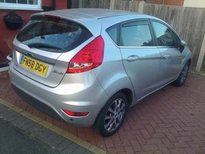FORD FIESTA 1.2 ZETEC 82 JUNE DR VERY LOW MILEAGE