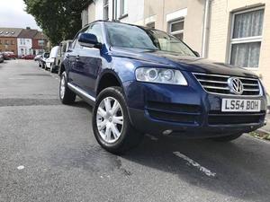 Volkswagen Touareg  drive exxcellent in London |