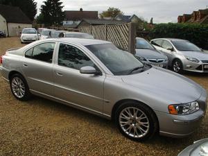 Volvo S T SE 4dr Auto