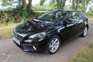 Volvo V40 D2 CROSS COUNTRY LUX AUTO