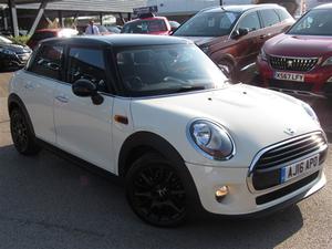 Mini Hatch 1.5 Cooper 5dr Auto