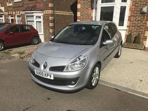 Renault Clio  in Burgess Hill | Friday-Ad