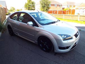 Ford Focus 2.5 ST-2 3dr