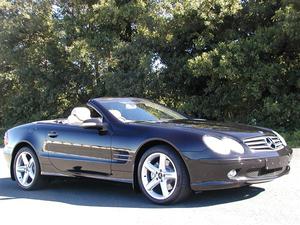 Mercedes-Benz SL Class HIGH SPECIFICATION. FITTED. Key less