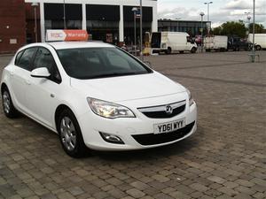 Vauxhall Astra 1.6i 16V Exclusiv