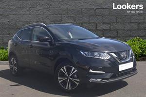 Nissan Qashqai 1.5 dCi N-Connecta (Glass Roof Pack) 5dr