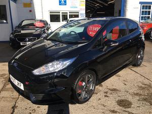 Ford Fiesta 1.6 EcoBoost ST-3, UNDER  MILES, HEATED