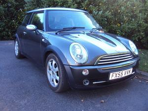 Mini Hatch 1.6 Cooper Park Lane