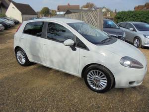 Fiat Grande Punto  in Bedford | Friday-Ad