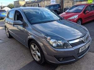 Vauxhall Astra  in Cleckheaton | Friday-Ad