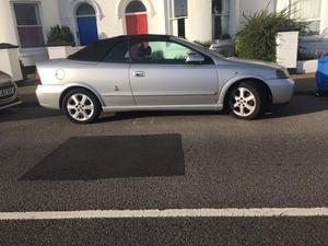 Vauxhall Astra Coupe Convertible in Littlehampton |