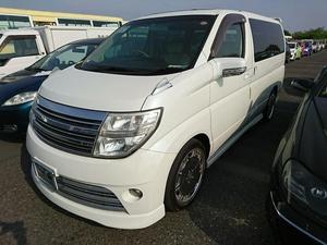 Nissan Elgrand  in Rochester | Friday-Ad