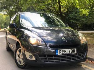 Renault Grand Scenic 1.5 TD Dynamique TomTom 5dr