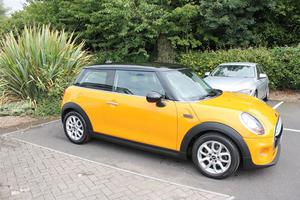 Mini Hatch COOPER with Auto Lights, wipers and climate and