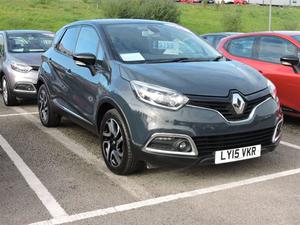 Renault Captur 1.5 DYNAMIQUE S NAV DCI 5d 90 BHP with Black