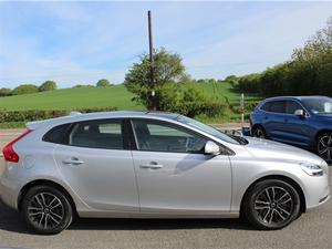 Volvo V40 Diesel D3 (4 Cyl 150) Momentum 5dr Geartronic Auto