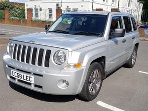 Jeep Patriot 2.4 Limited 4x4 5dr