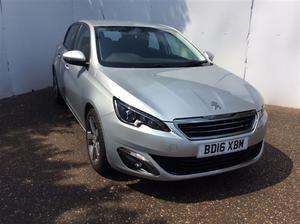 Peugeot  PureTech 130 Allure 5dr