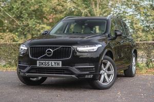 Volvo XC90 D5 MOMENTUM AWD Automatic