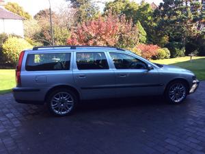 Volvo V Automatic Estate - petrol in Lewes |