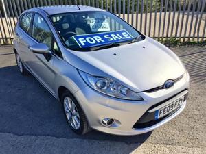 Ford Fiesta 1.4 Zetec 5dr Hatchback - Immaculate Condition -