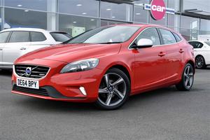 Volvo V40 Volvo V40 D2 R Design 5dr [Winter Pack]