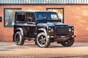 Land Rover Defender CLASSIC TWISTED SERIES 90 S/W