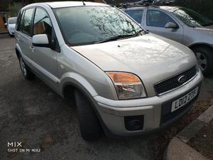 1.4 Zetec Ford Fusion  in Reigate | Friday-Ad