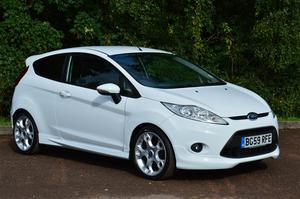Ford Fiesta 1.6 TDCi Zetec S 3dr VERY LOW MILEAGE