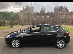 Vauxhall Astra  in Luton | Friday-Ad