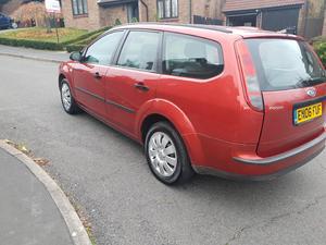 Ford Focus  Lx  Miles. in Uckfield | Friday-Ad