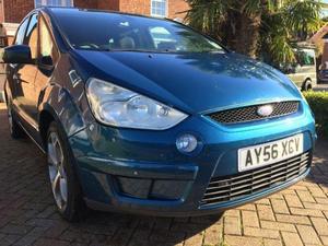 Ford S-Max  in Basildon | Friday-Ad