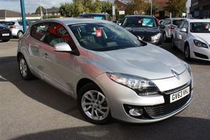 Renault Megane 1.6 DYNAMIQUE TOMTOM ENERGY DCI S/S 5d 130