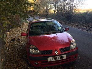 Renault Clio  in Brentwood | Friday-Ad