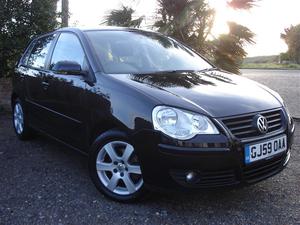Volkswagen Polo 1.2 MATCH 70 VERY LOW MILEAGE, Parking