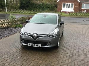 Renault Clio Model D-QUE M-NAV Energy TCE SS  in New